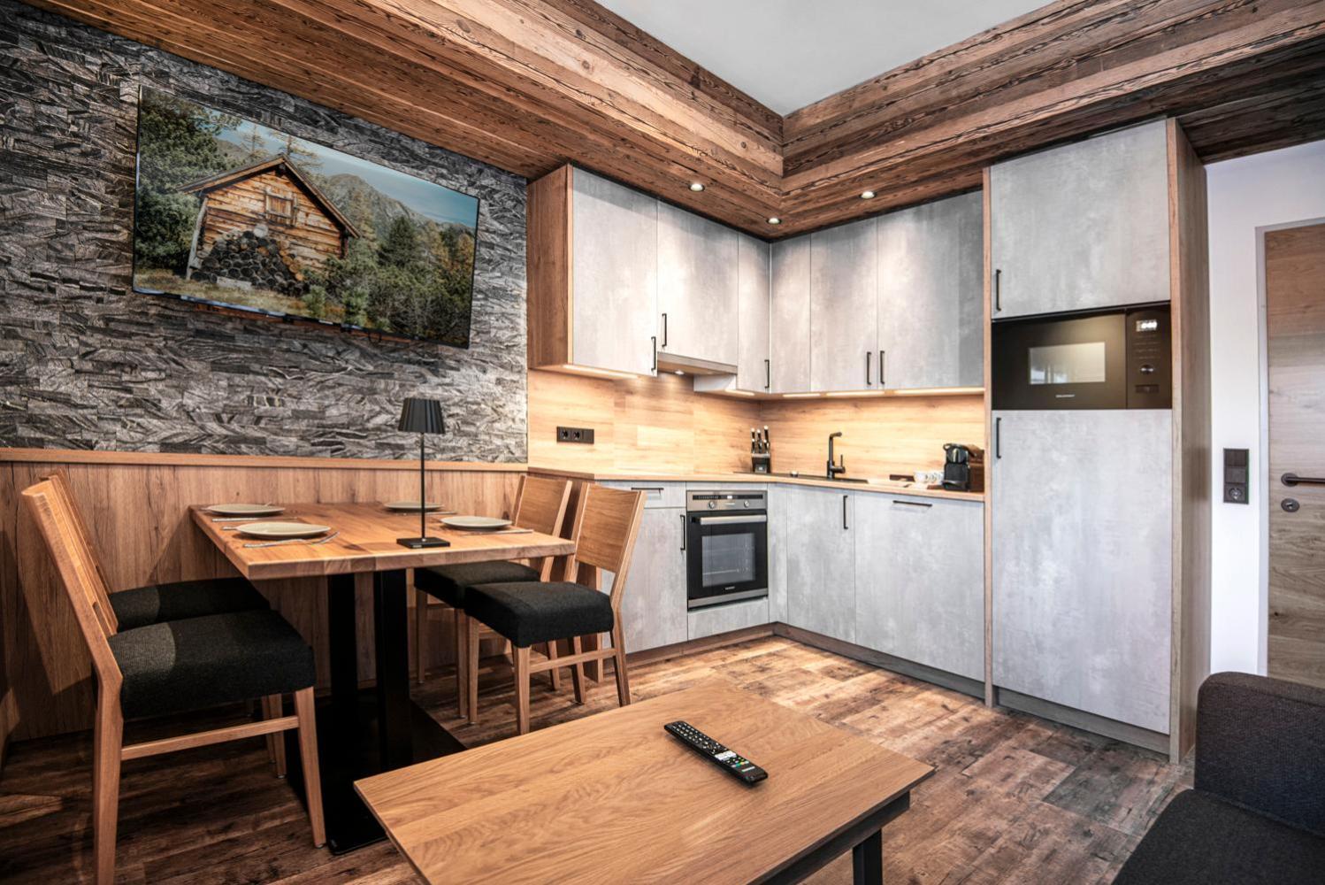 Alpinspa Zur Post Apartment - Bergbahn Von 16 Mai Bis November 2025 Inklusive Bad Gastein Eksteriør billede